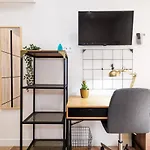 Emblematic Apartment In The Realejo